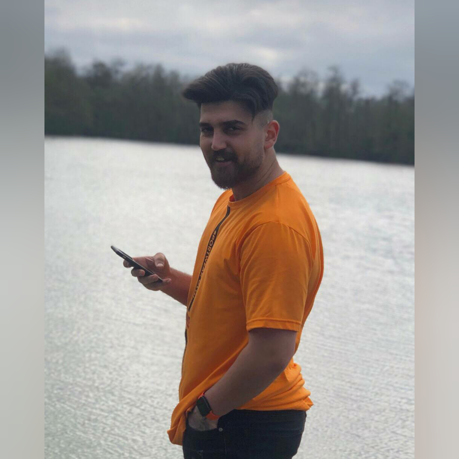 ماهان خادمی زمین گیر